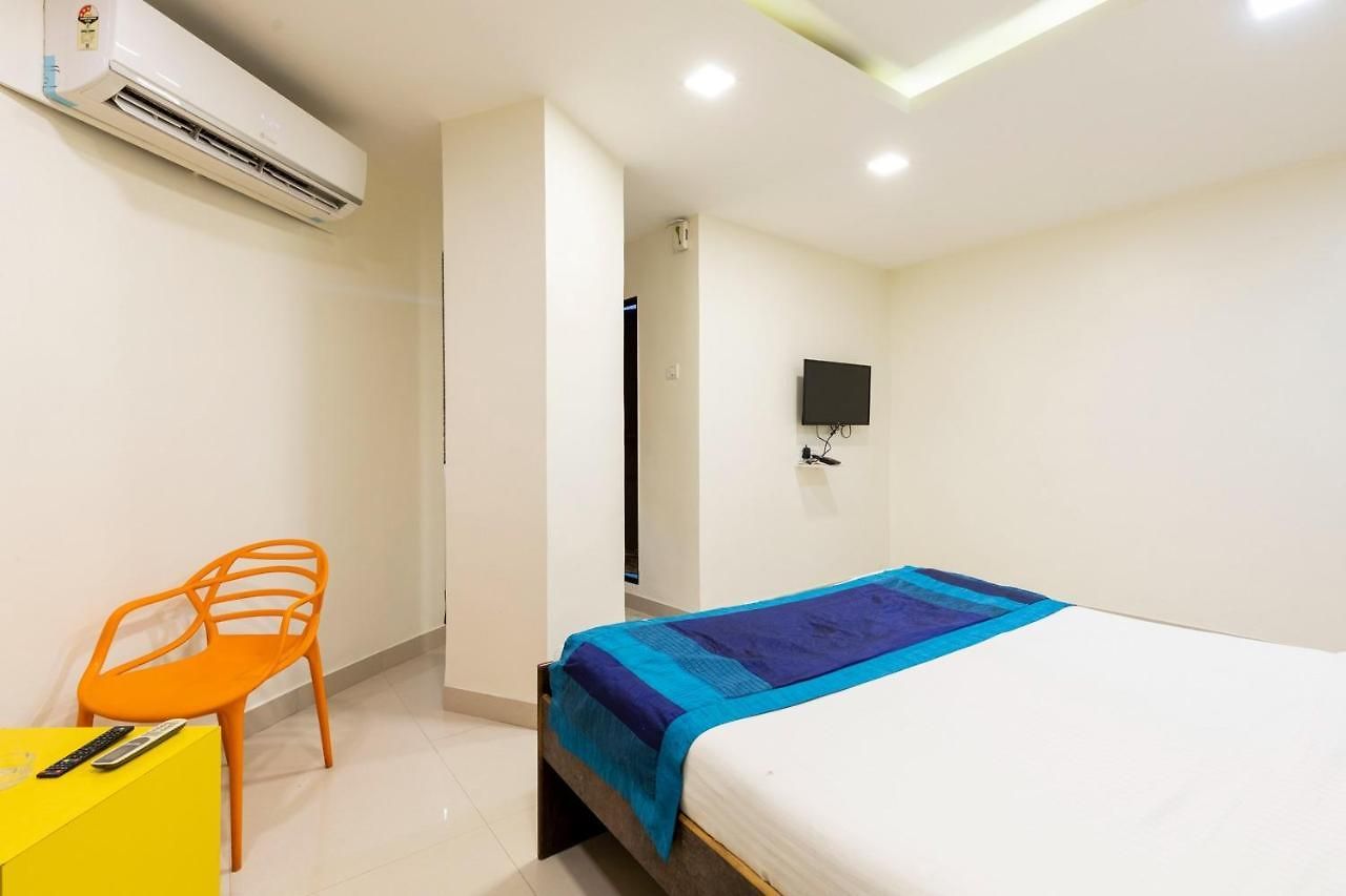 Girgaon Palace Near Chowpatty Mumbai