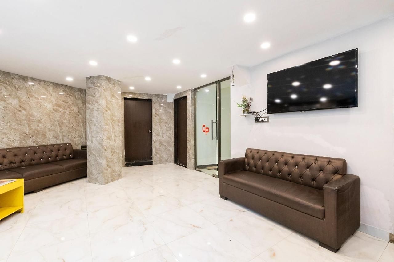 Girgaon Palace Near Chowpatty Hotel Mumbai