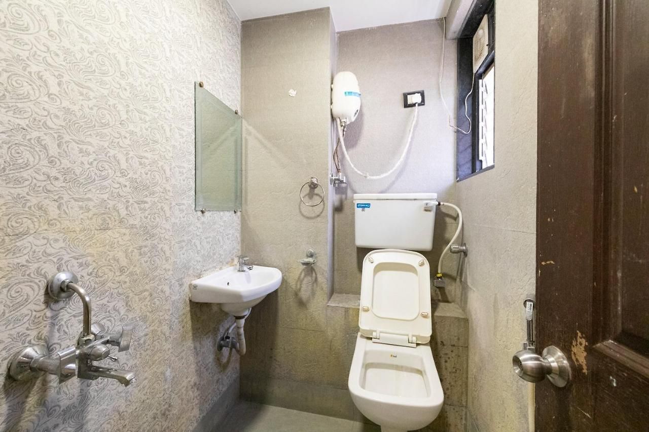 Girgaon Palace Near Chowpatty Mumbai
