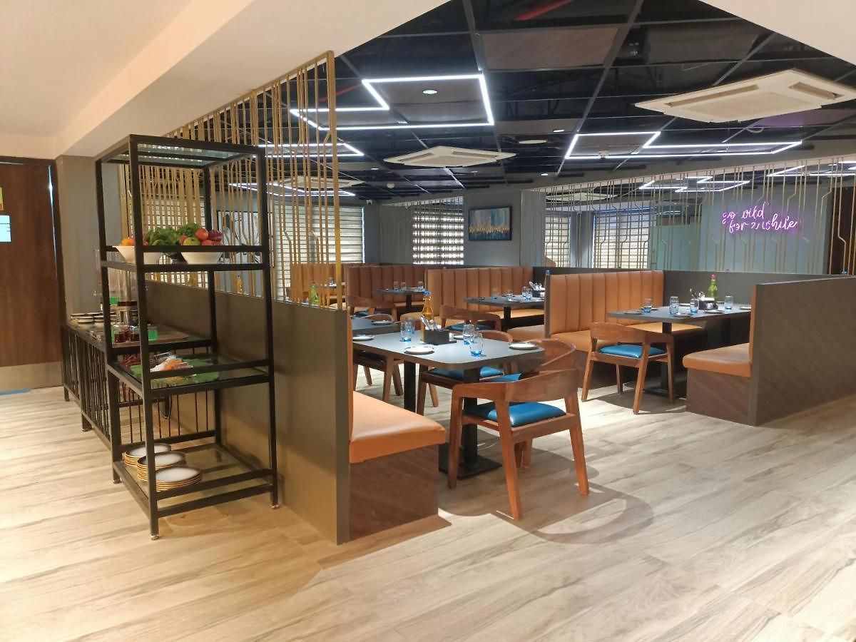 Hotel Aralia International Airport,