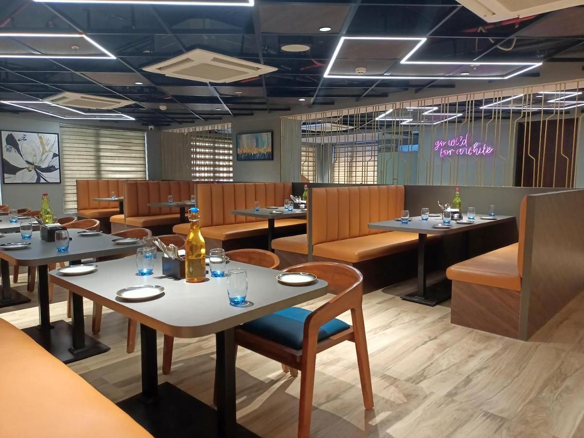 Aralia International Airport, Hotel