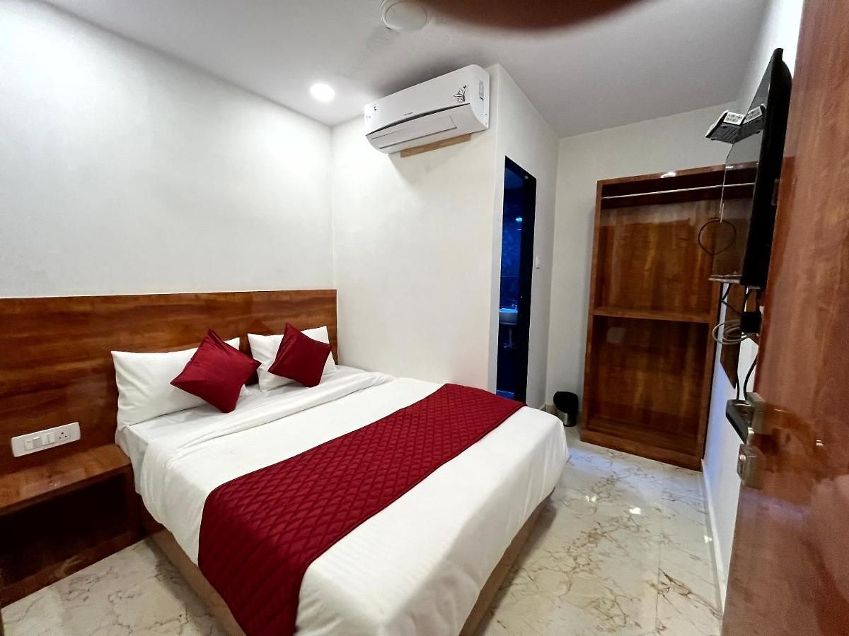 Hotel Delmond Prime- Near Nesco Mumbai