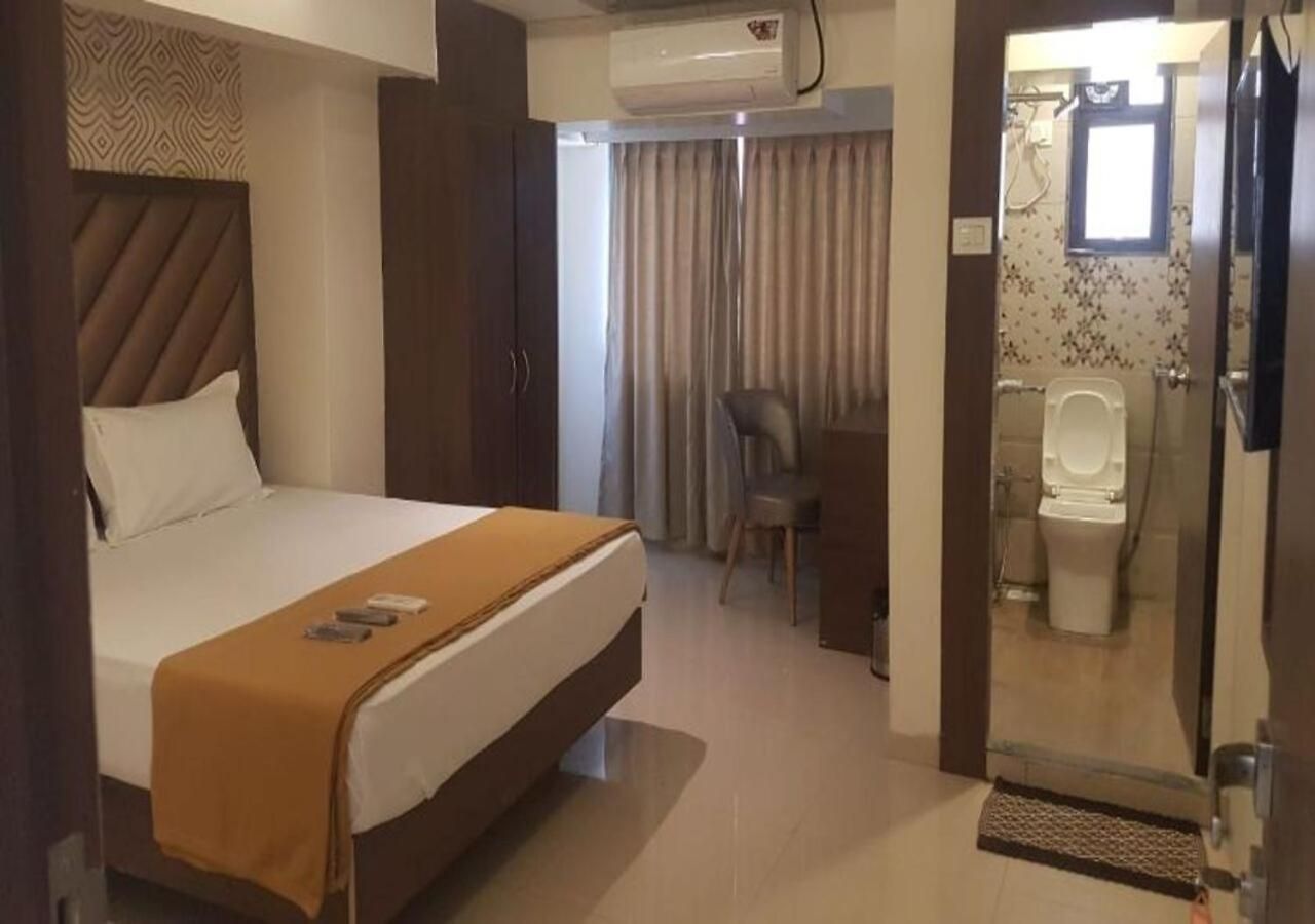 Godavari Hotel 3*