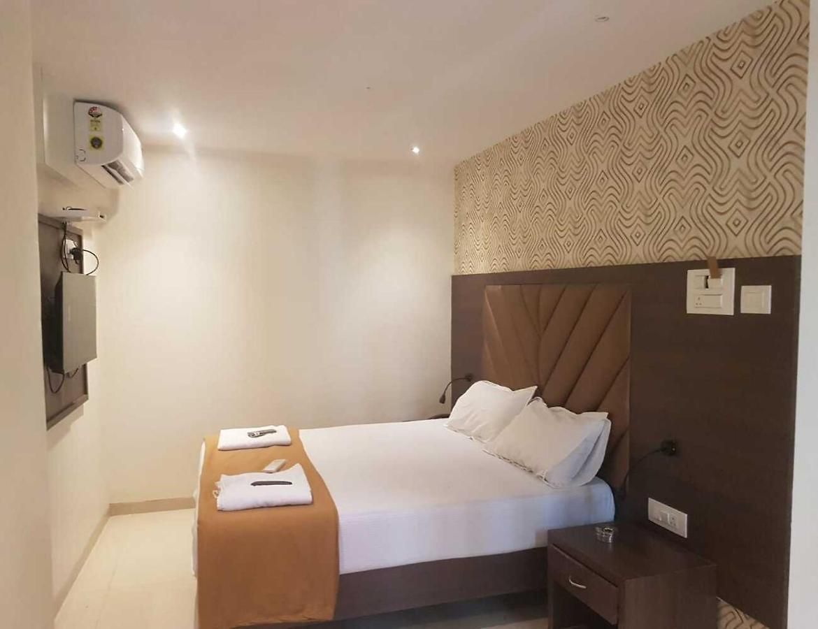 Hotel Godavari 3*