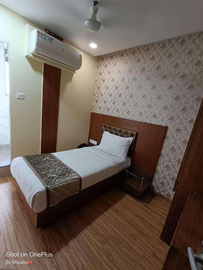 Hotel A Suites 3*