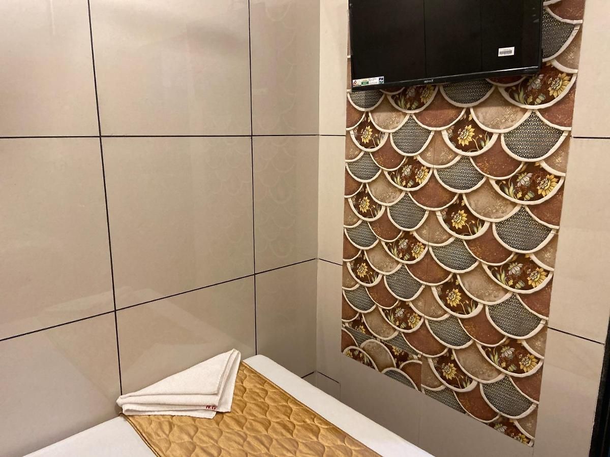 Hotel Nityanand 2*