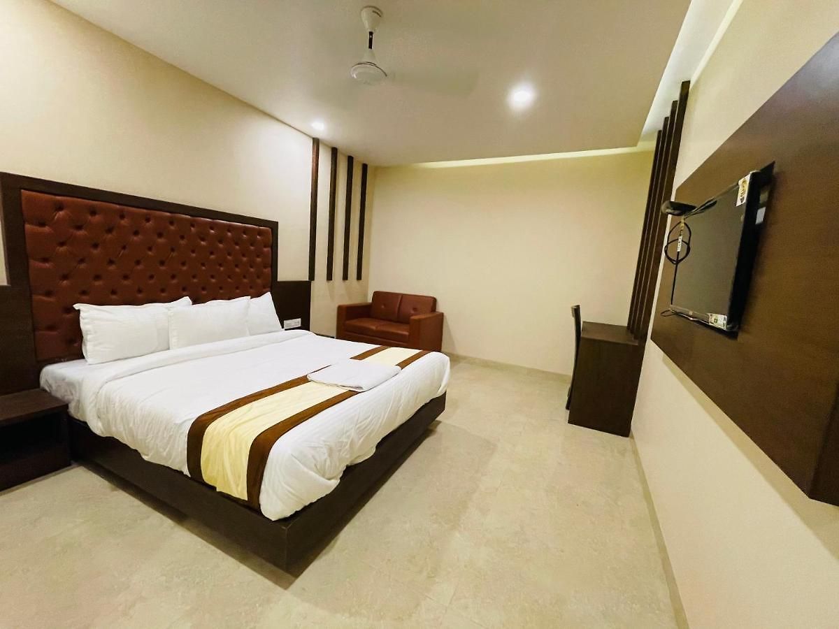 Vertigo 2* Mumbai