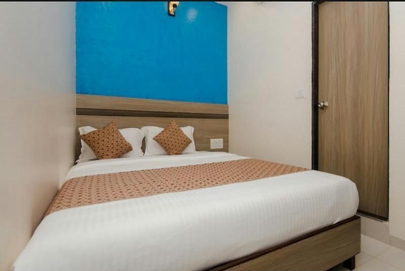 Time Gold Near Domestics Airport 2*