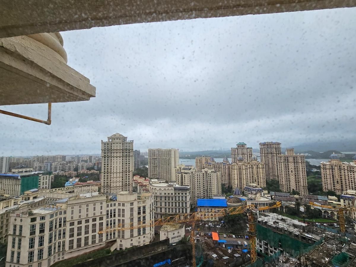 Apartment Lite - Powai Mumbai
