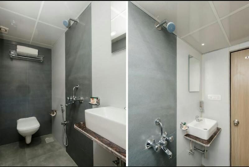 Time Gold Near Domestics Airport 2* Mumbai