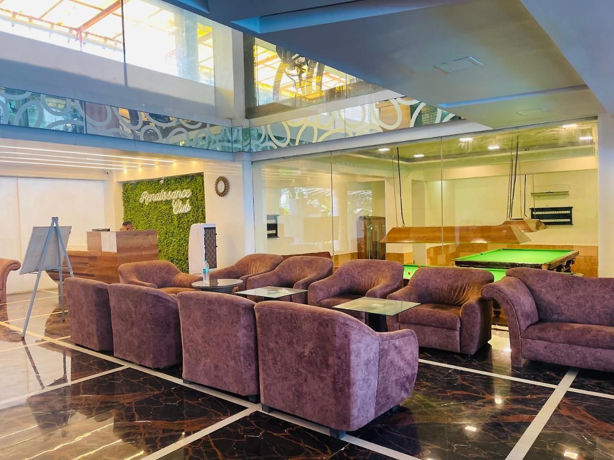 Home2 Renaissance Club 4* Mumbai
