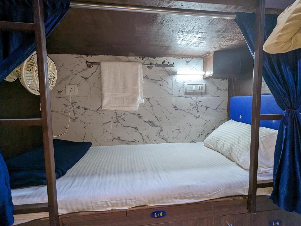 Ayala Pg Ac Deluxe1 Hostel