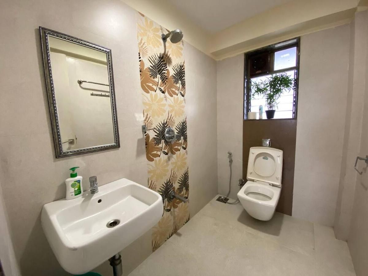 Westside 2 Bhk With Balcony At Chapel Road Bandra West By Connekt Homes Apartment *