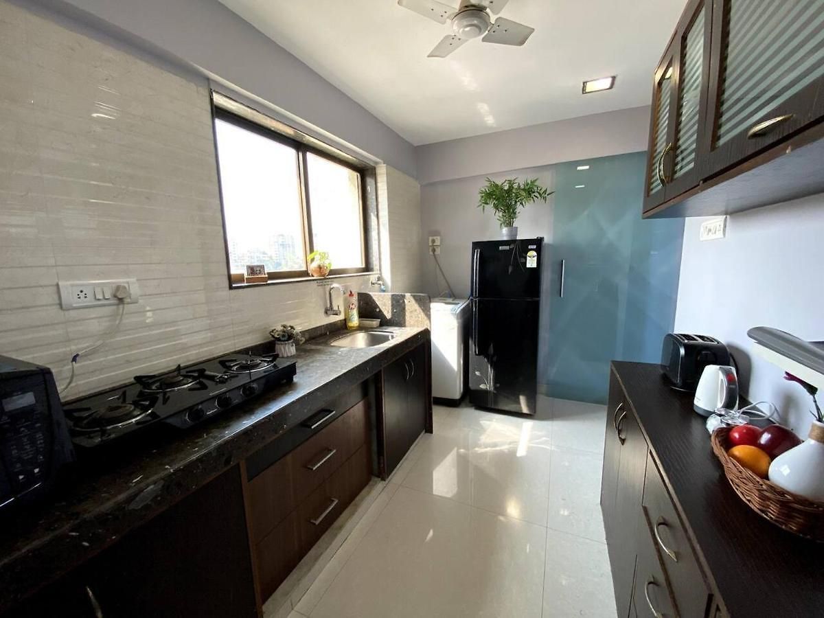 Westside 2 Bhk With Balcony At Chapel Road Bandra West By Connekt Homes Apartment *