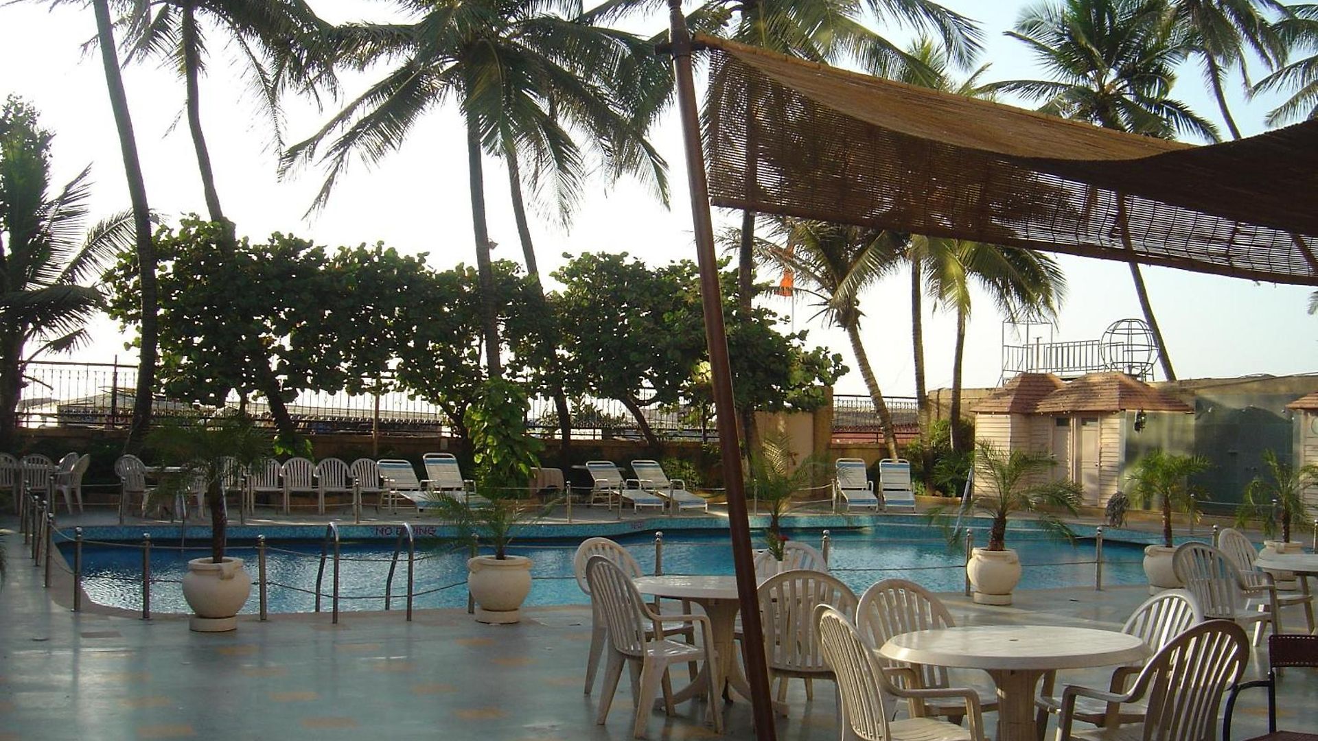 Ramada Plaza By Wyndham Palm Grove Hotel