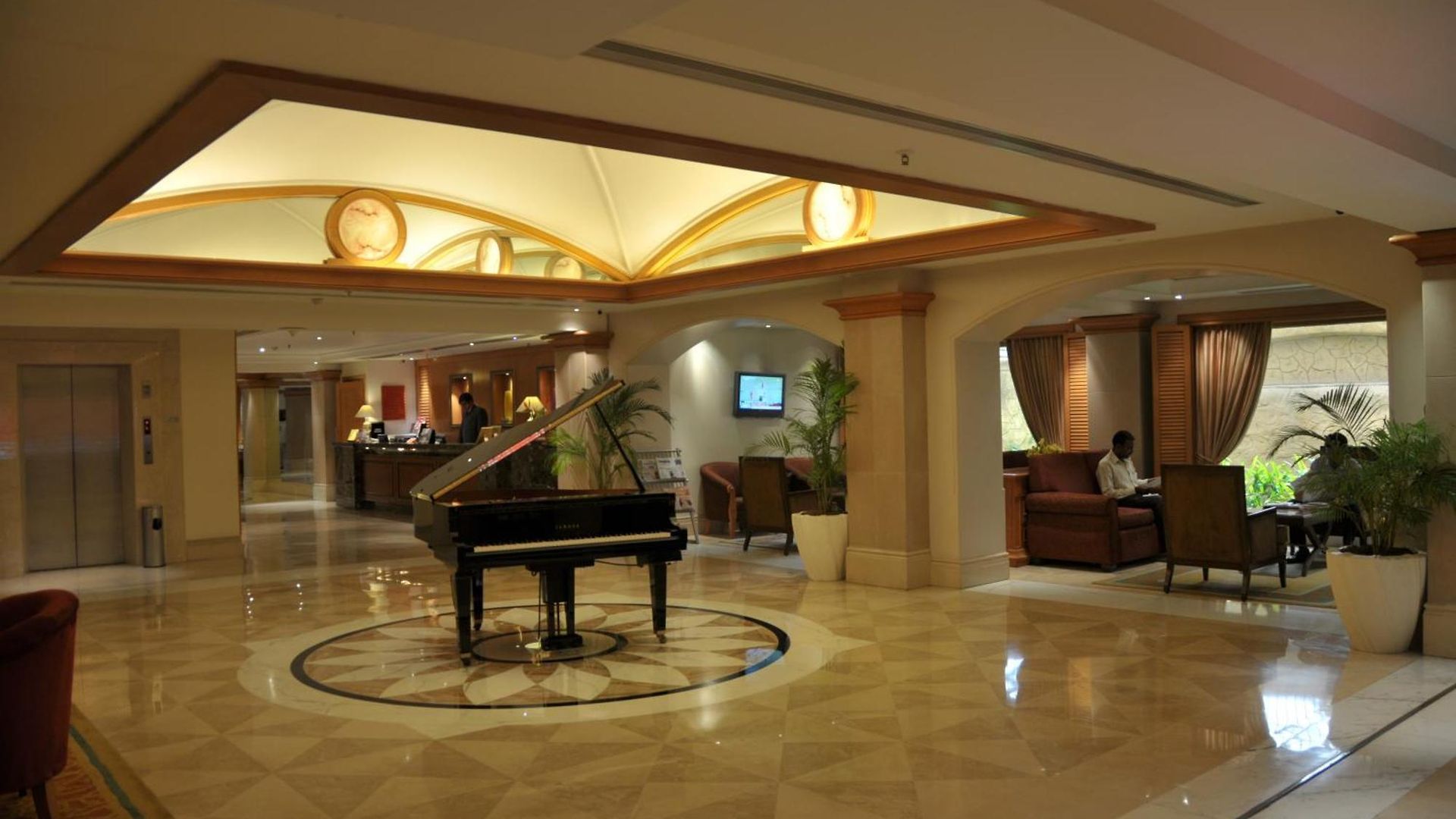 Ramada Plaza By Wyndham Palm Grove Hotel 5*