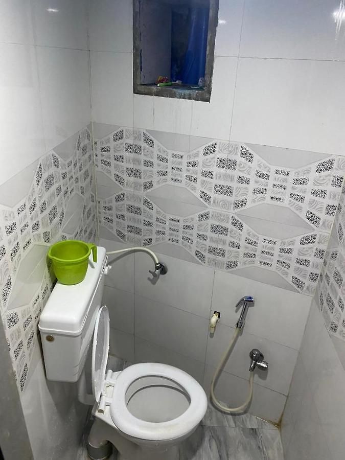 Pg Mahira 3* Mumbai