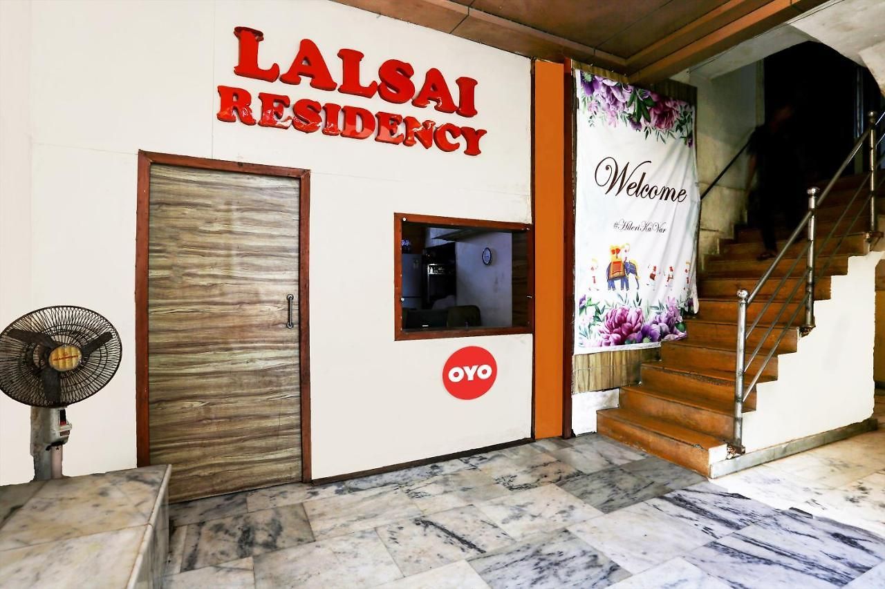 Hotel Collection O Lokhandwala Andheri West Mumbai Formerly Lalsai Residency
