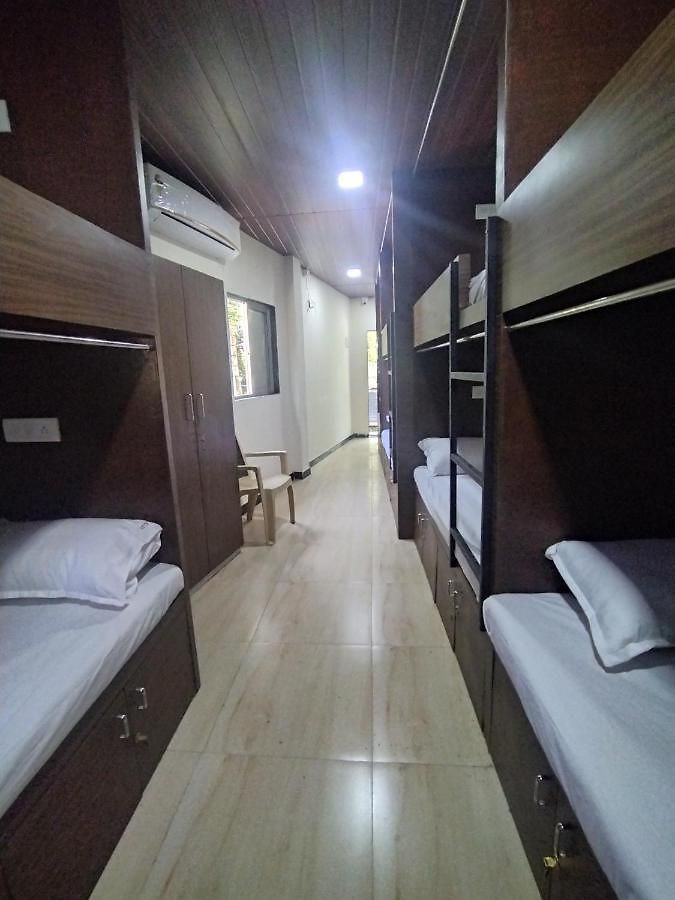 Dc Dormitory Asalpha Metro * Mumbai