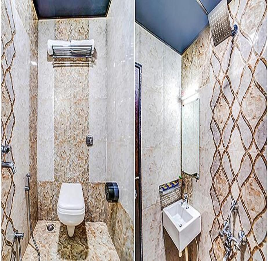 Via The Adore Palace Hotel