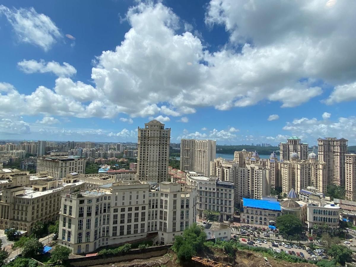 Relohomes Serviced 4* Mumbai
