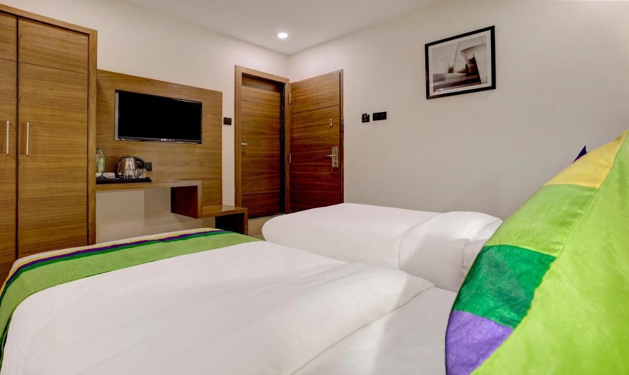 Treebo Castle Rock Hotel