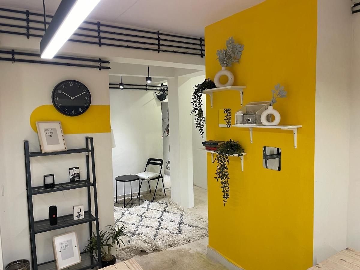 Hostel Locomo Hostel Express - Stay Work Eat