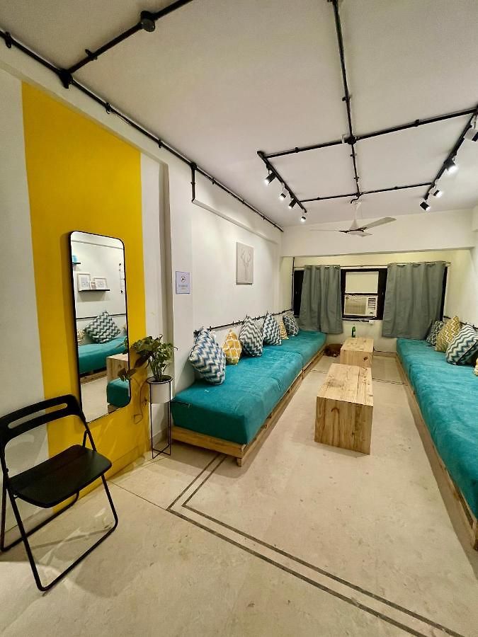 Hostel Locomo Hostel Express - Stay Work Eat
