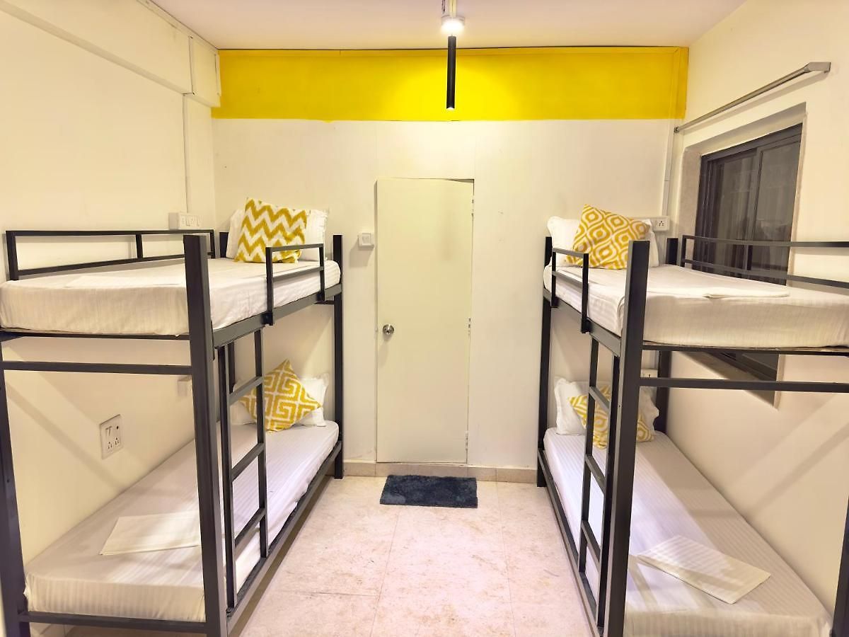 Locomo Hostel Express - Stay Work Eat