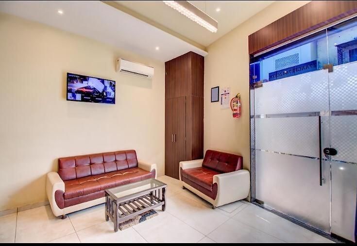 Emerald Near T2 International Airport Hotel 3*