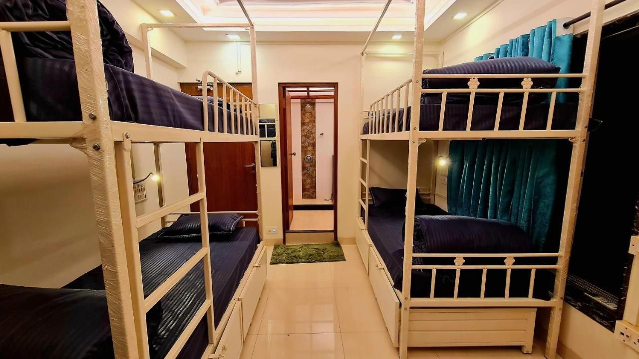 Rostel Live Hostel