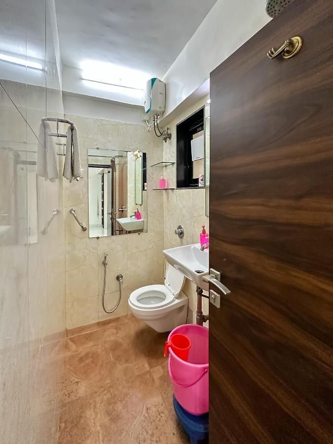 Welcome Home Service Apartments - Bandra 3*