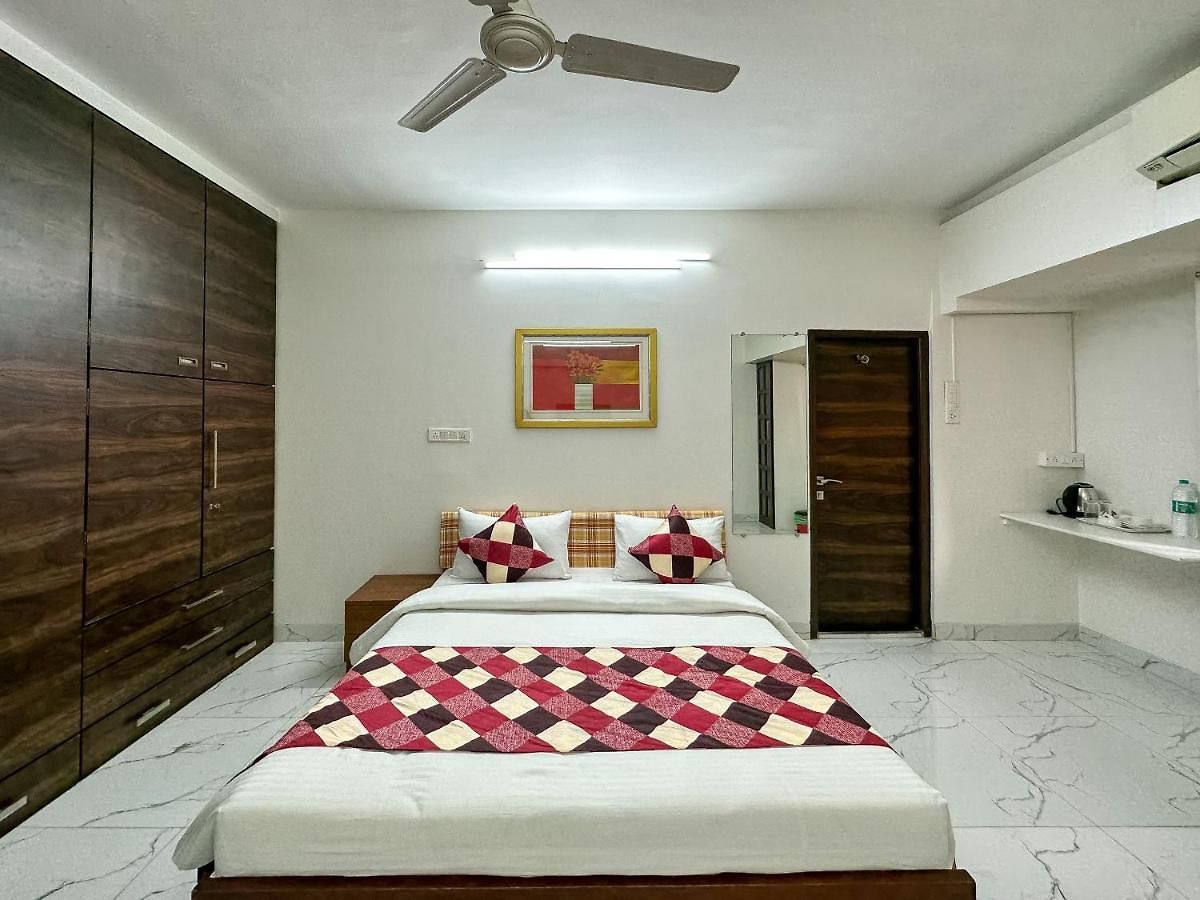 Welcome Home Service Apartments - Bandra Hotel
