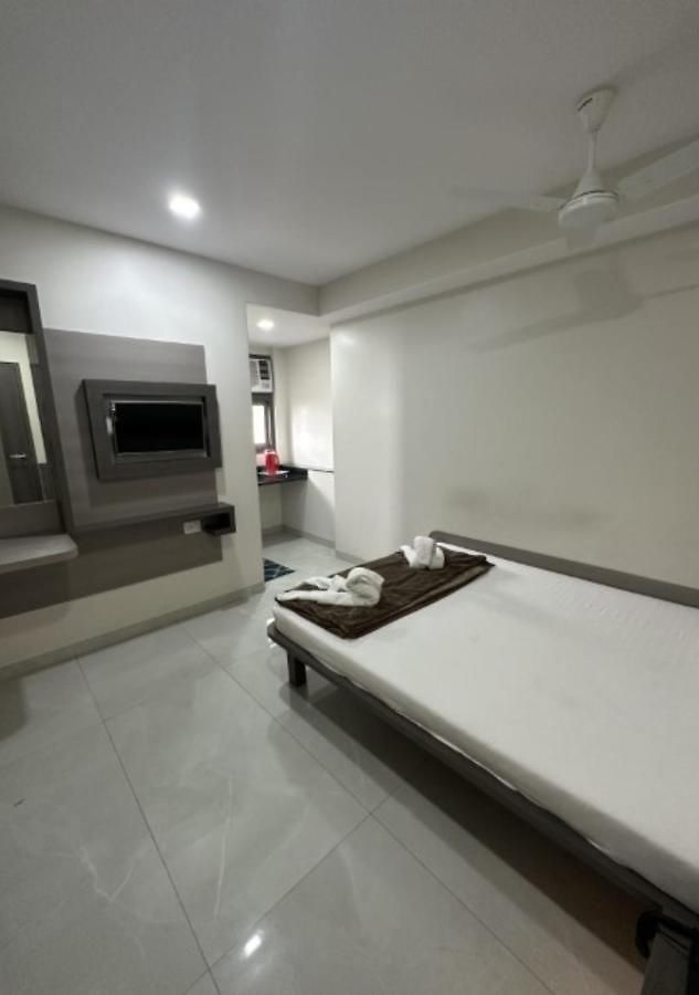 Rs Regency Hotel