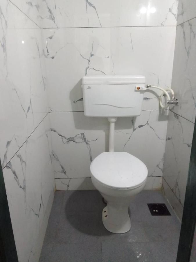 Guest house New Amaan Palace *