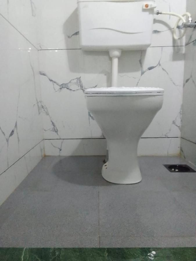 Guest house New Amaan Palace