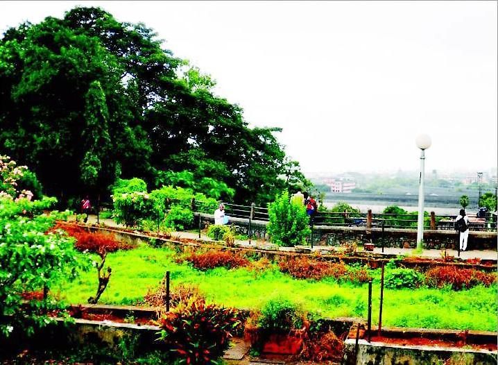 Royal Park Dockyard