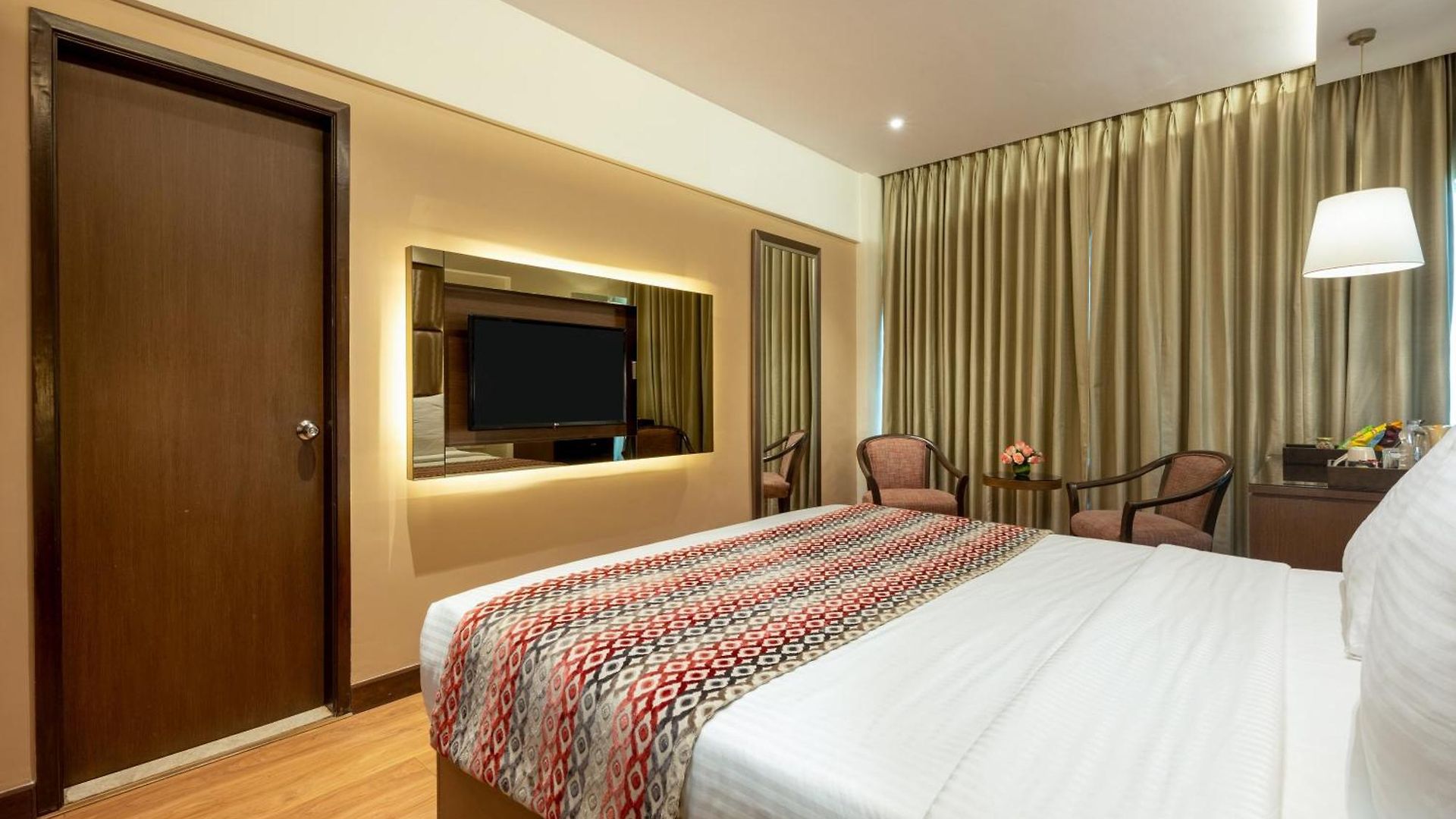 Fariyas , Colaba Hotel 4*