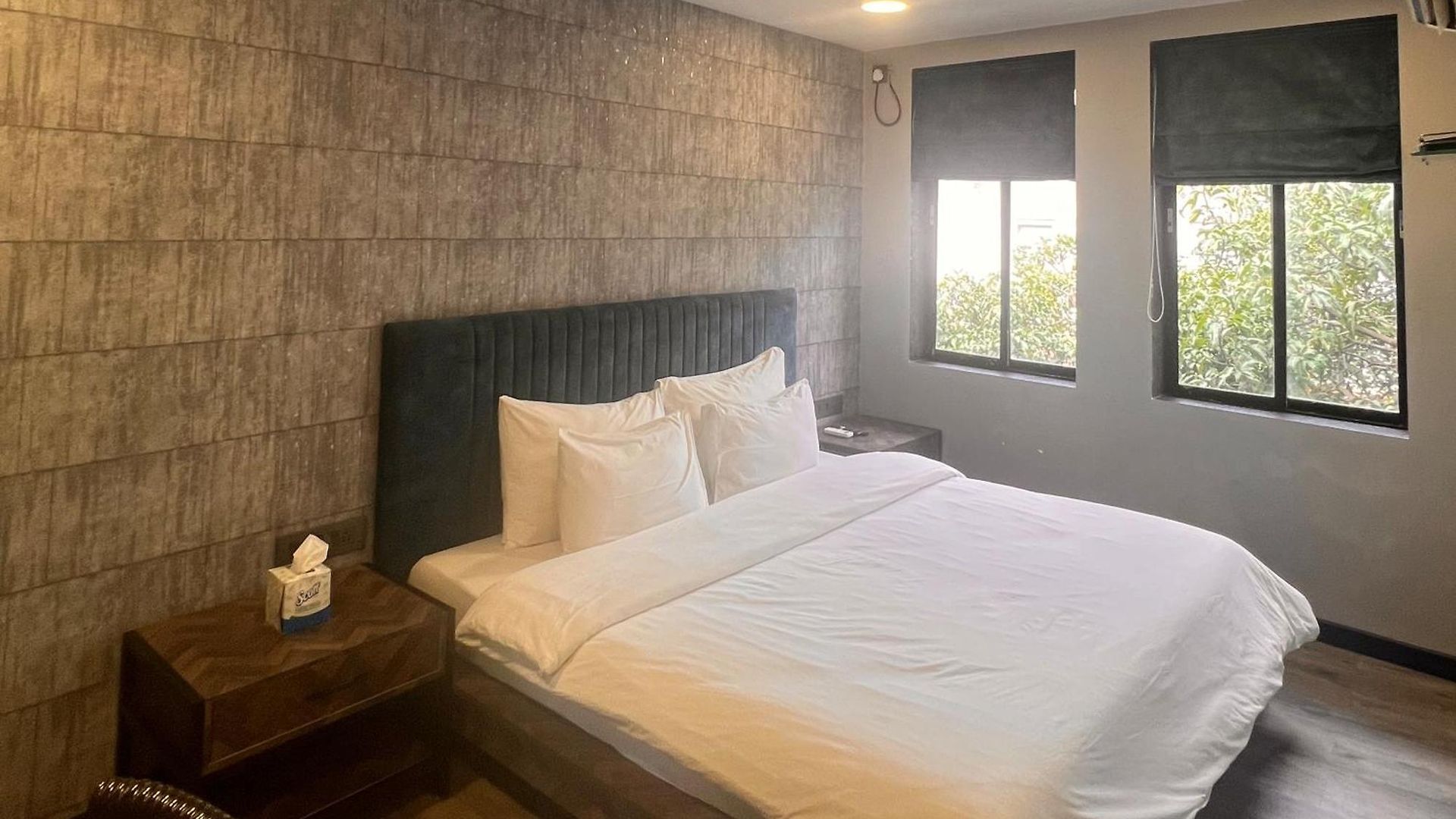 Backpacker Cowies Hostel Mumbai