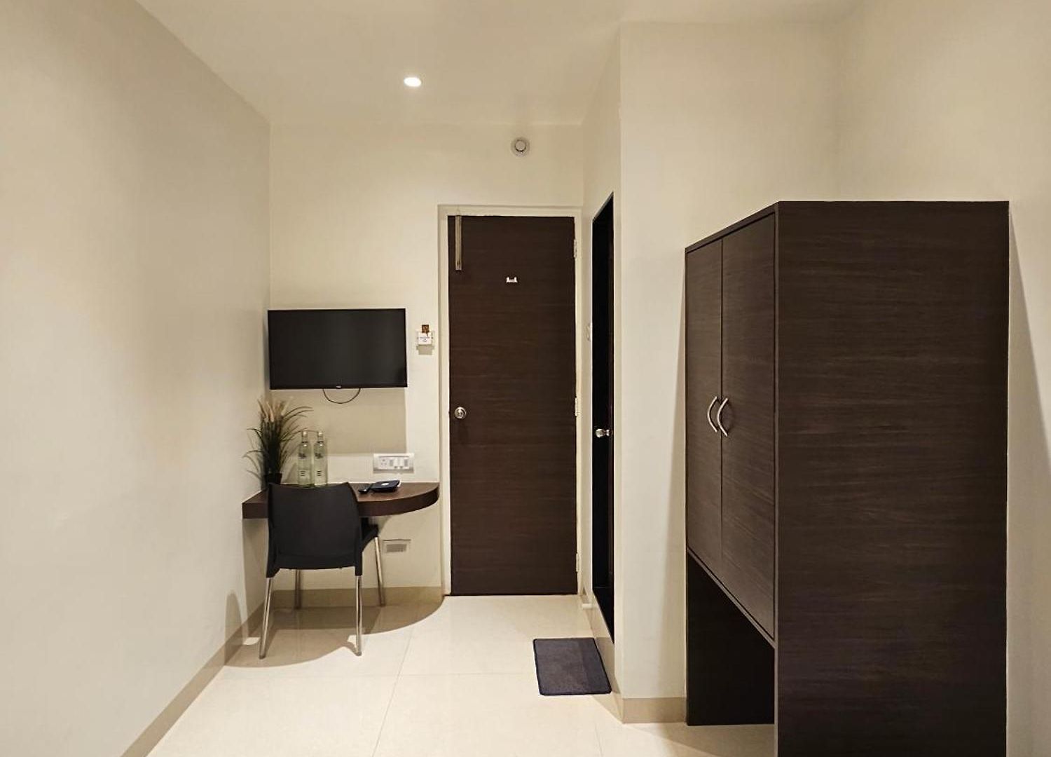 Hotel Kumkum Mumbai
