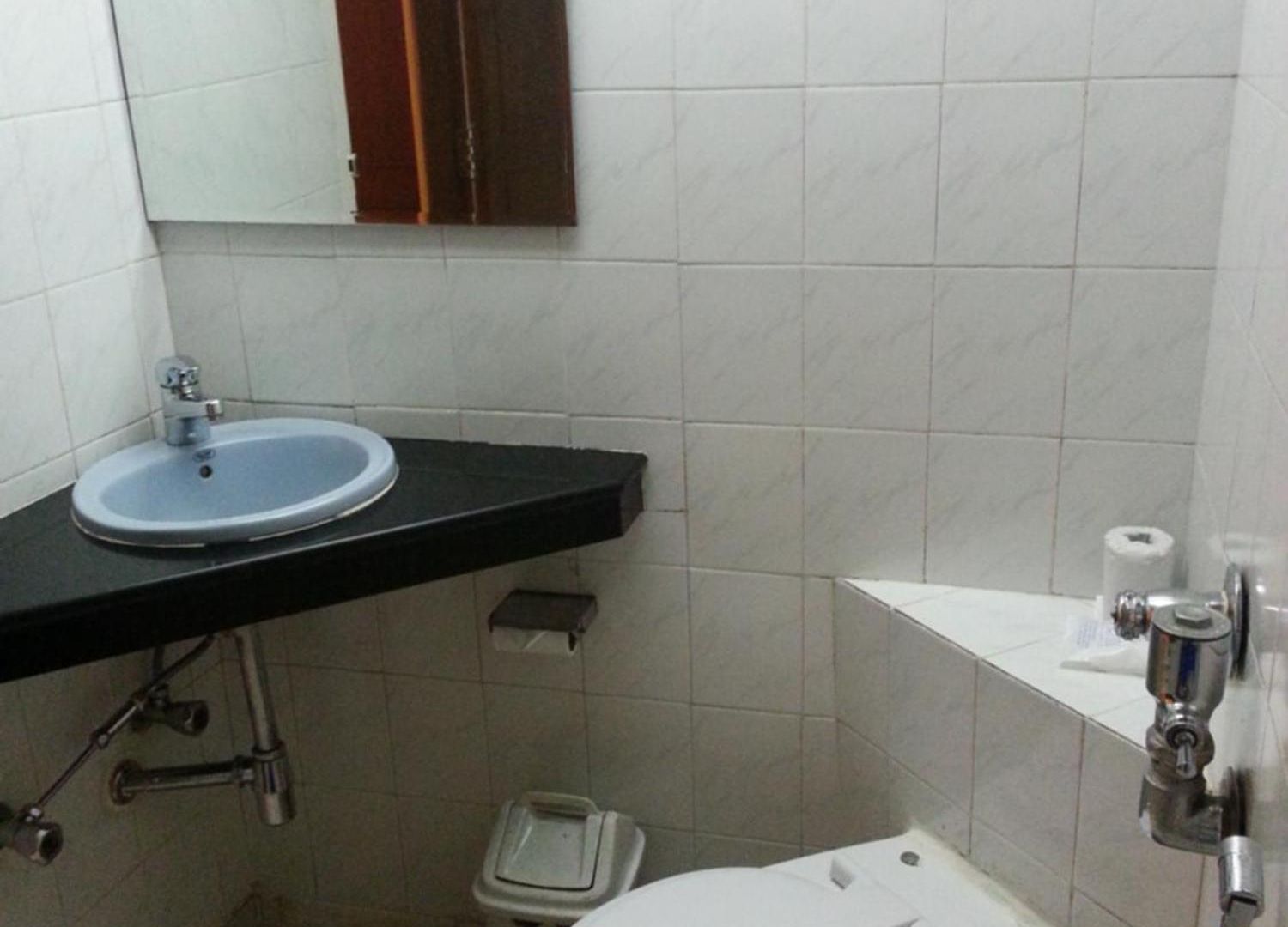 Ashray International, Sion - Near Bkc Hotel 2*
