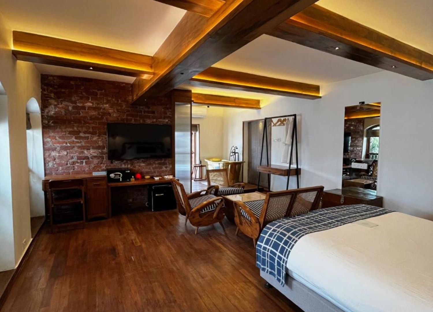 Hotel Abode 3*