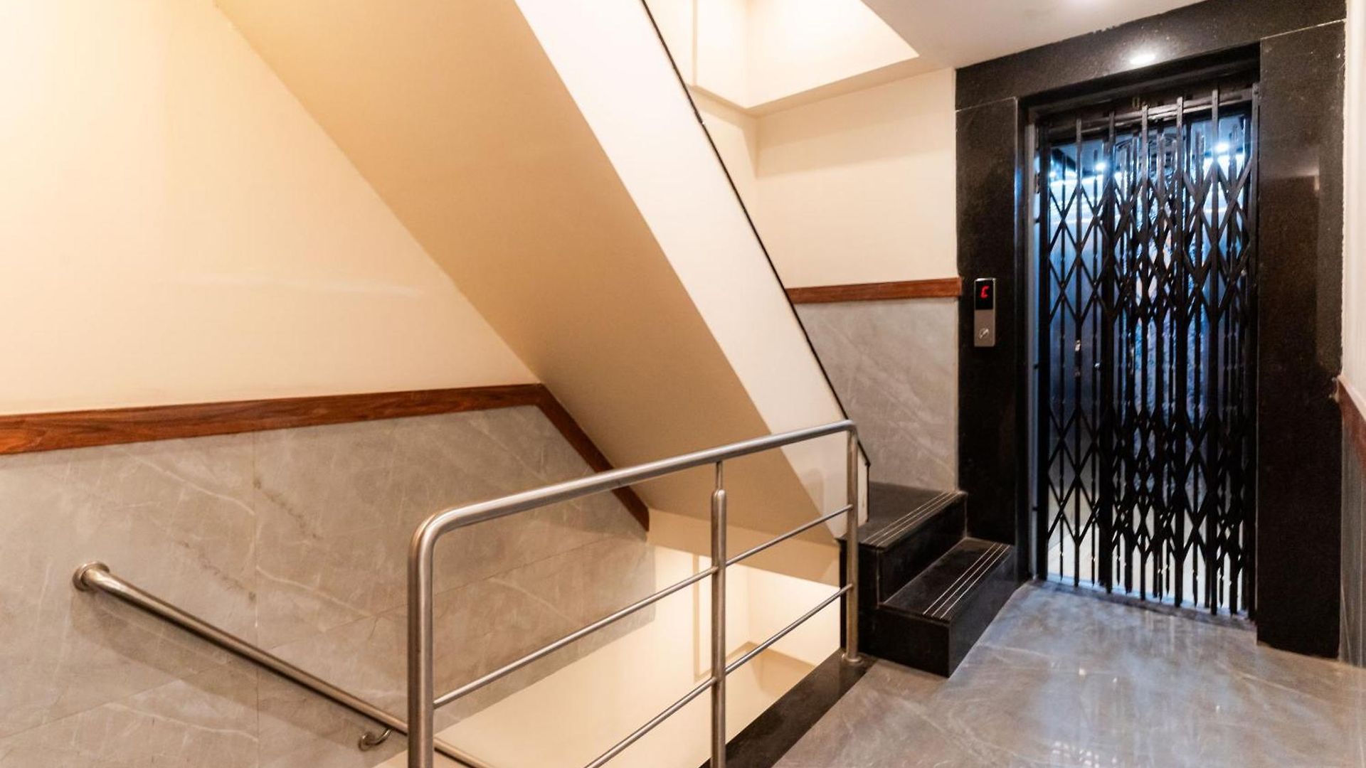 Hotel Itsy Elegant 3*