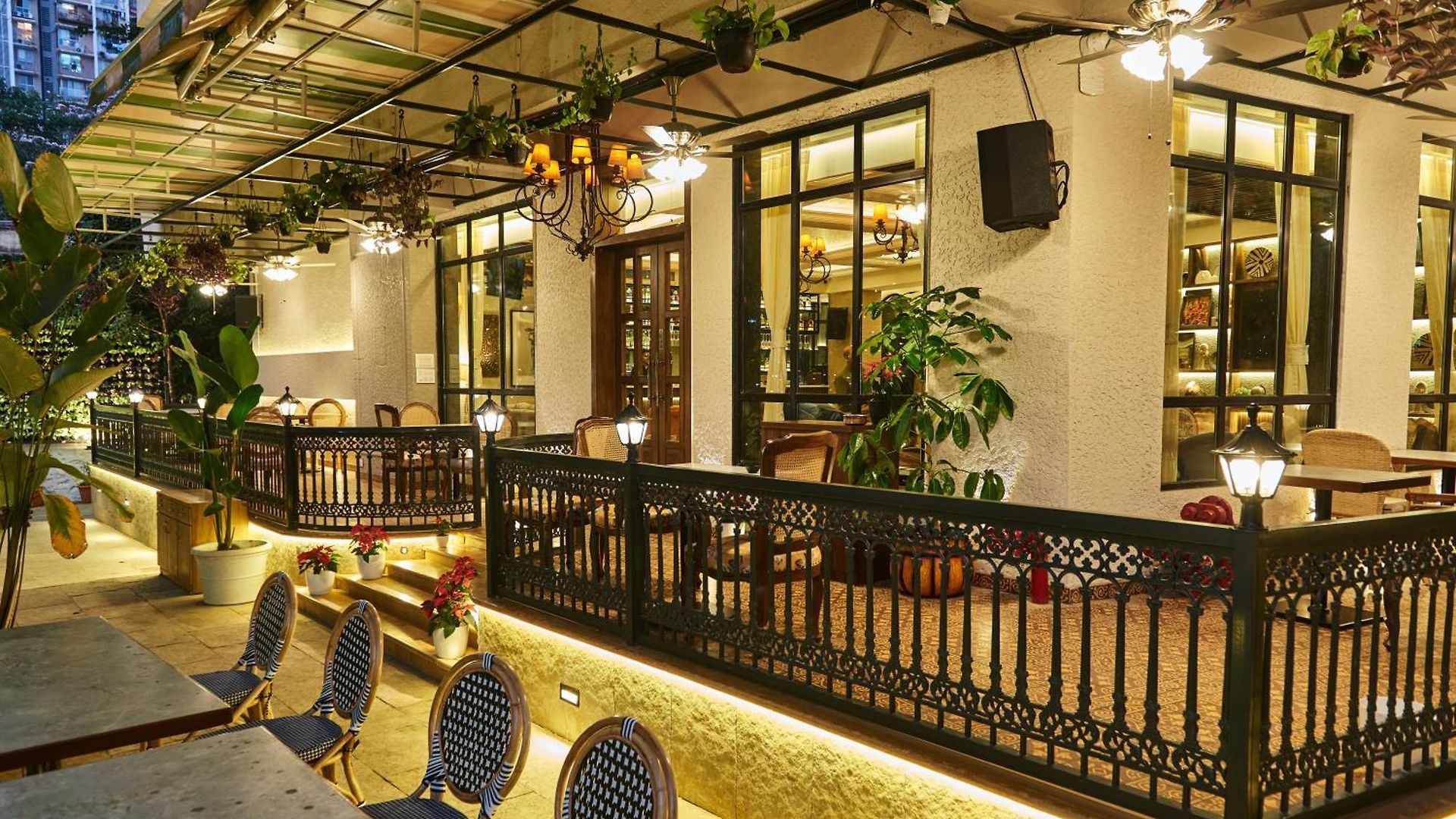 Arnna-Nesco Goregaon Hotel
