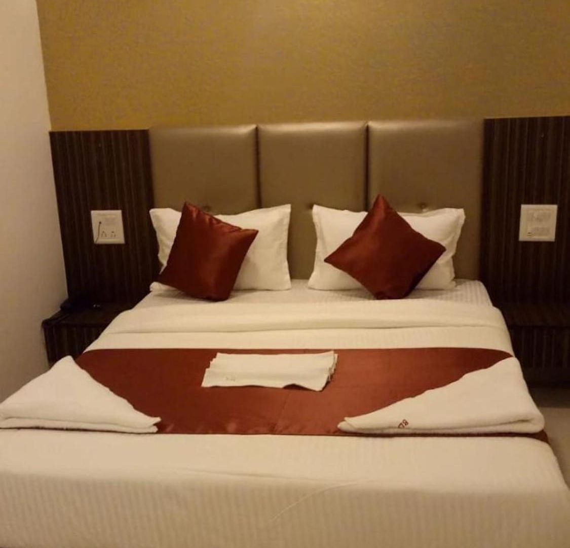 Flagship 83490 Hotel Bently Palace Hotel Mumbai