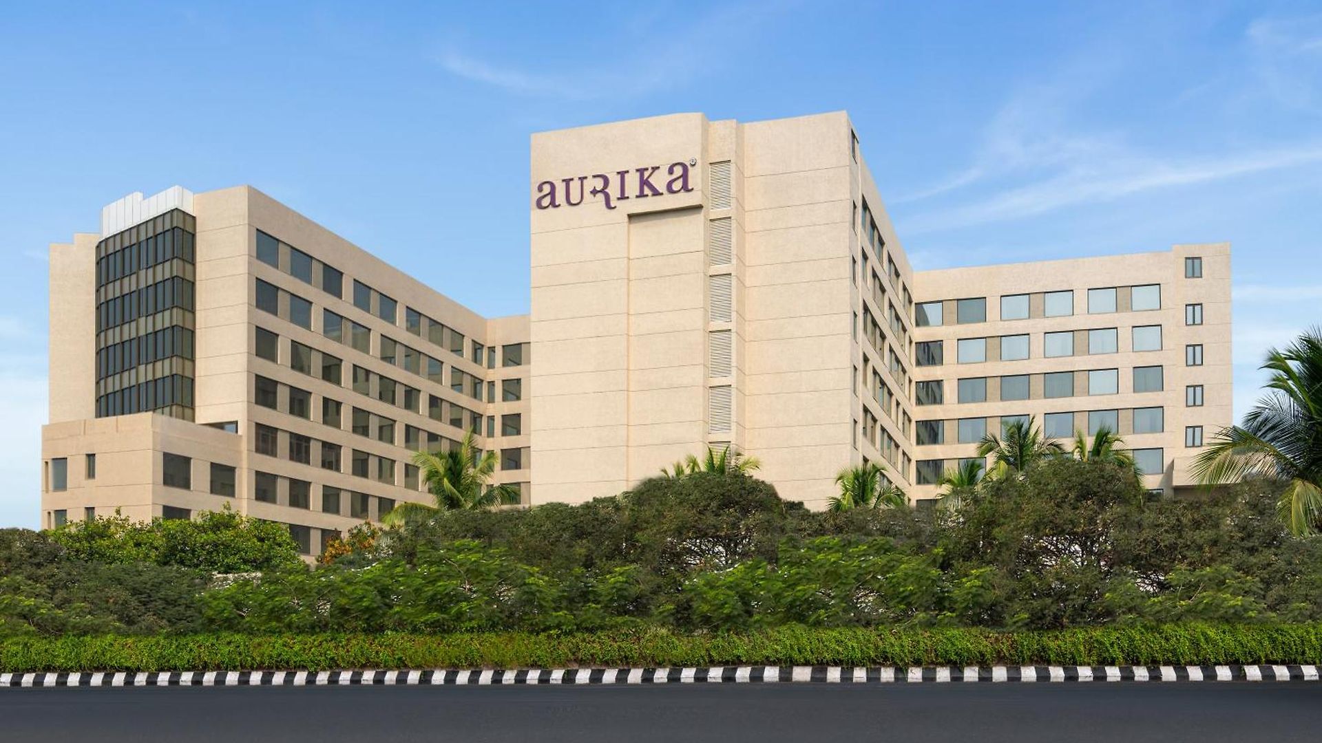 Aurika, International Airport - Luxury By Lemon Tree Hotel 5*