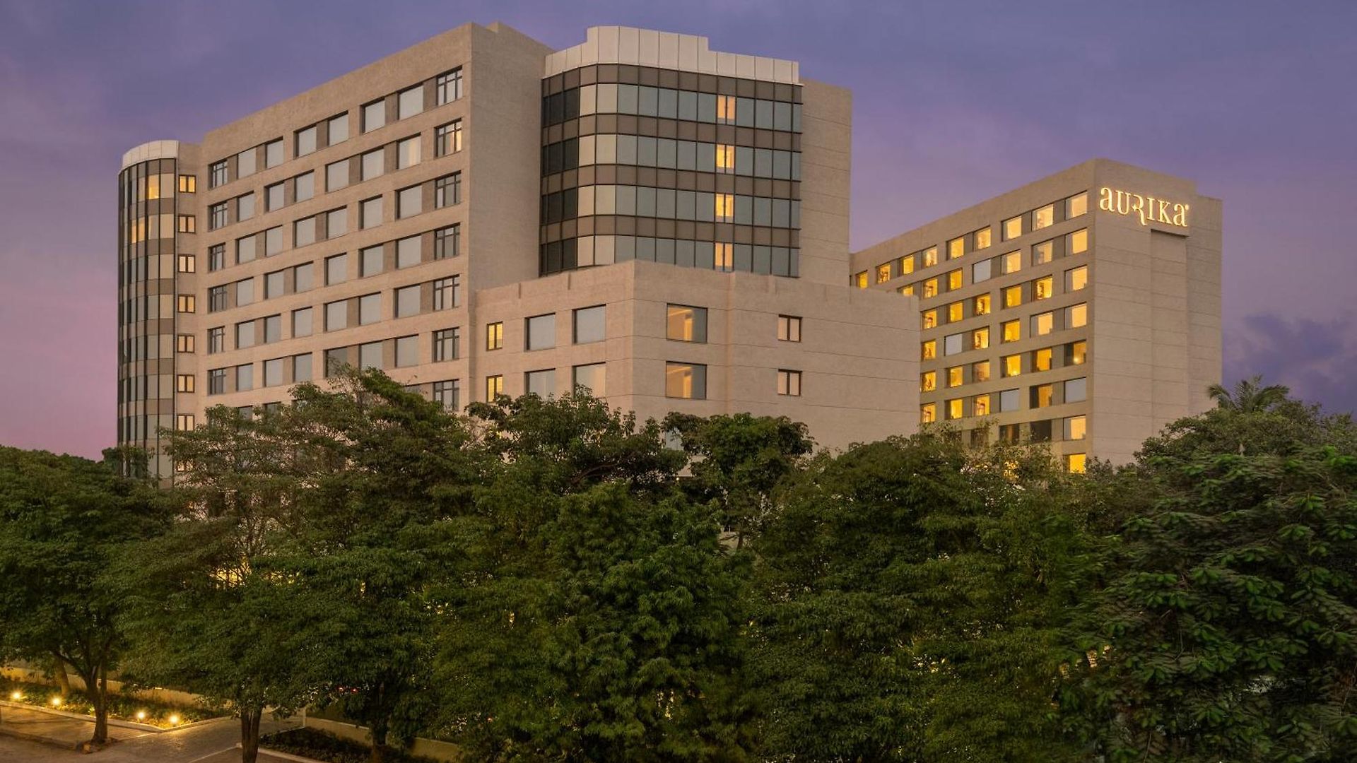 Aurika, International Airport - Luxury By Lemon Tree Hotel Mumbai