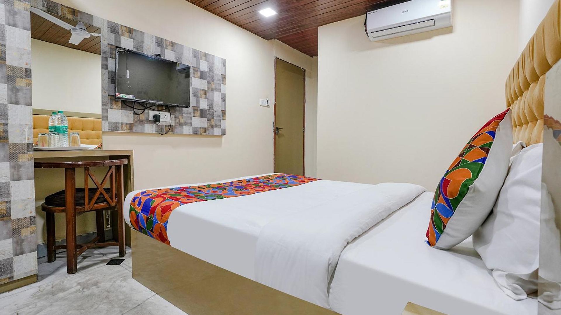 Fabexpress Earth Paradise 3* Mumbai