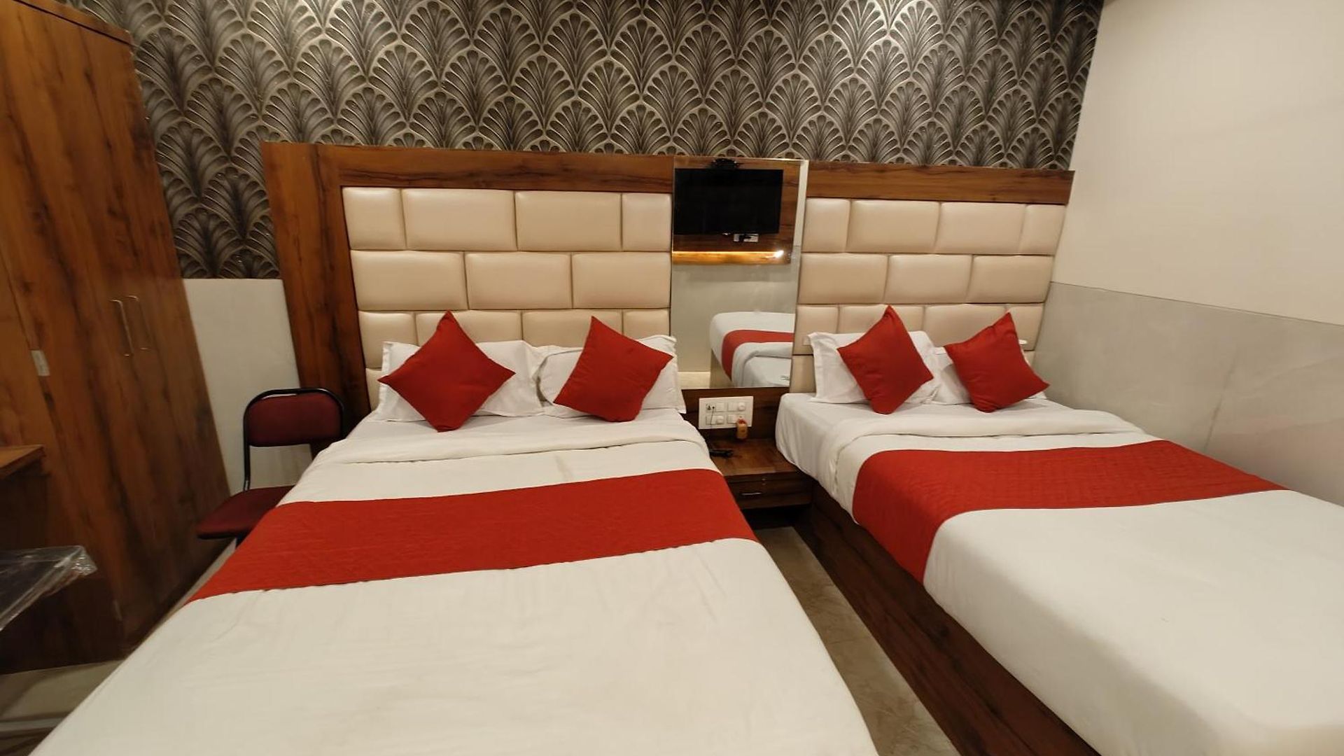 Bed & Breakfast Dream Palace Residency - Near To Us Embassy Bkc 2*