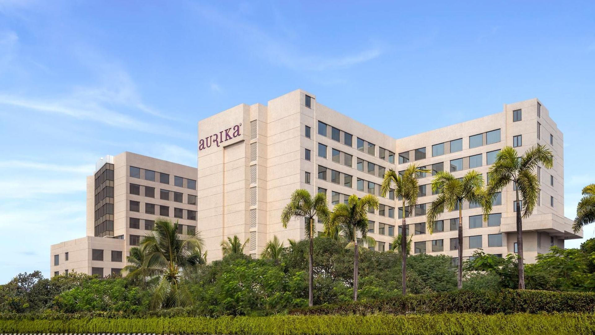 Aurika, International Airport - Luxury By Lemon Tree Hotel 5*